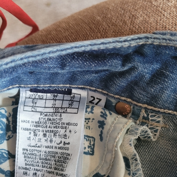 Jeans - Picture 12 of 12